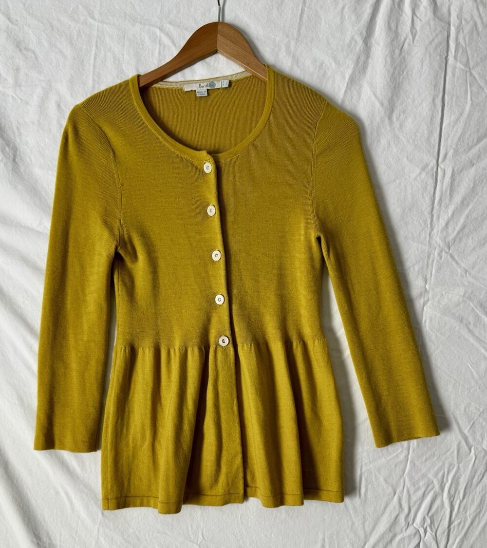 Boden Women's Yellow Cardigan Buttons Peplum Size 6 100% Wool 3/4 Sleeve